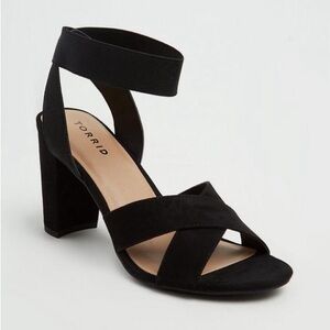 Torrid Crisscross Stretch Strap Black Heels Size 8W Suede Sandal